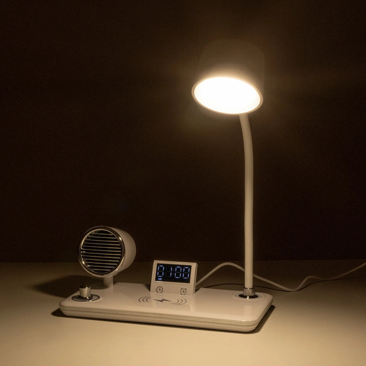 OLDY 76557 Μοντέρνο Επιτραπέζιο Φωτιστικό Γραφείου με Ασύρματη Φόρτιση 15W 3A, 5W Bluetooth Ηχείο & Ψηφιακό Ρολόι LED 3W 300lm 120° DC 5V με USB-C IP20 Ρυθμιζόμενο Λευκό CCT με Αφή 2700K/4500K/6000K Dimmable - Sanan SMD Chip - Λευκό - Μ13 x Π25 x Υ43