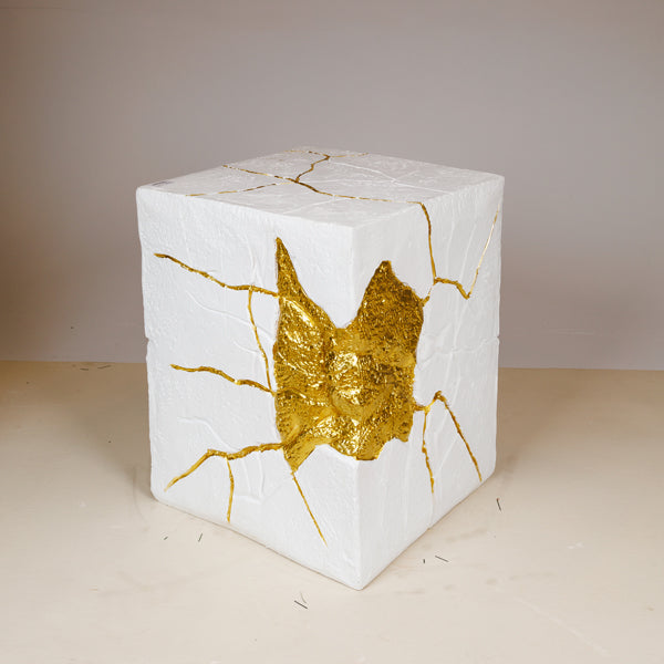 ΤΡΑΠΕΖΙ ΒΟΗΘΗΤΙΚΟ ΜΑΓΝΗΣΙΤΗΣ ΛΕΥΚΟ-ΧΡΥΣΟ 42x42x51.5