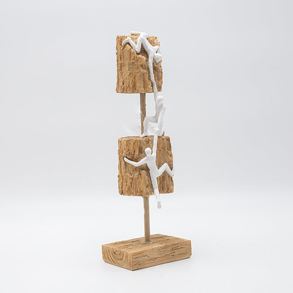 ΔΙΑΚΟΣΜΗΤΙΚΟ ΓΛΥΠΤΟ ΜΕ ΑΝΘΡΩΠΙΝΕΣ ΦΙΓΟΥΡΕΣ ΠΟΥ ΣΚΑΡΦΑΛΩΝΟΥΝ ΠΟΛΥΡΕΖΙΝ ΦΥΣΙΚΟ-ΛΕΥΚΟ 9.5x8x29