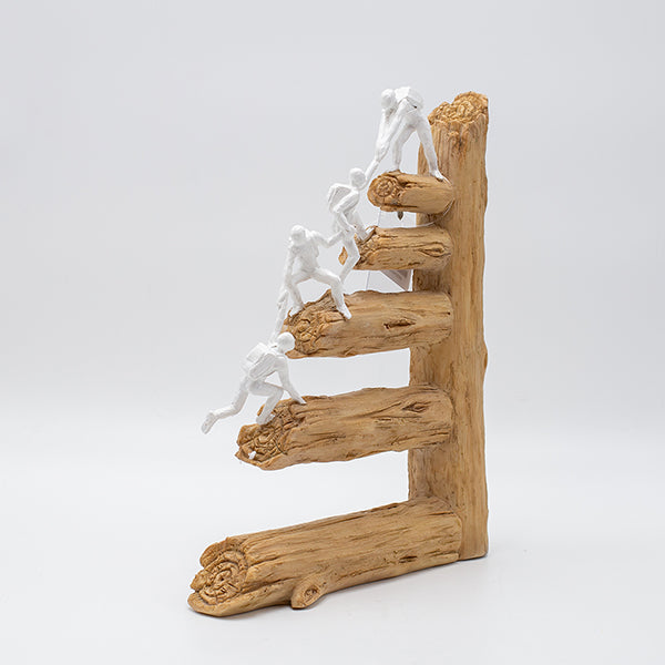 ΔΙΑΚΟΣΜΗΤΙΚΟ ΓΛΥΠΤΟ ΜΕ ΑΝΘΡΩΠΙΝΕΣ ΦΙΓΟΥΡΕΣ ΠΟΥ ΣΚΑΡΦΑΛΩΝΟΥΝ ΠΟΛΥΡΕΖΙΝ ΦΥΣΙΚΟ-ΛΕΥΚΟ 22x6.5x26