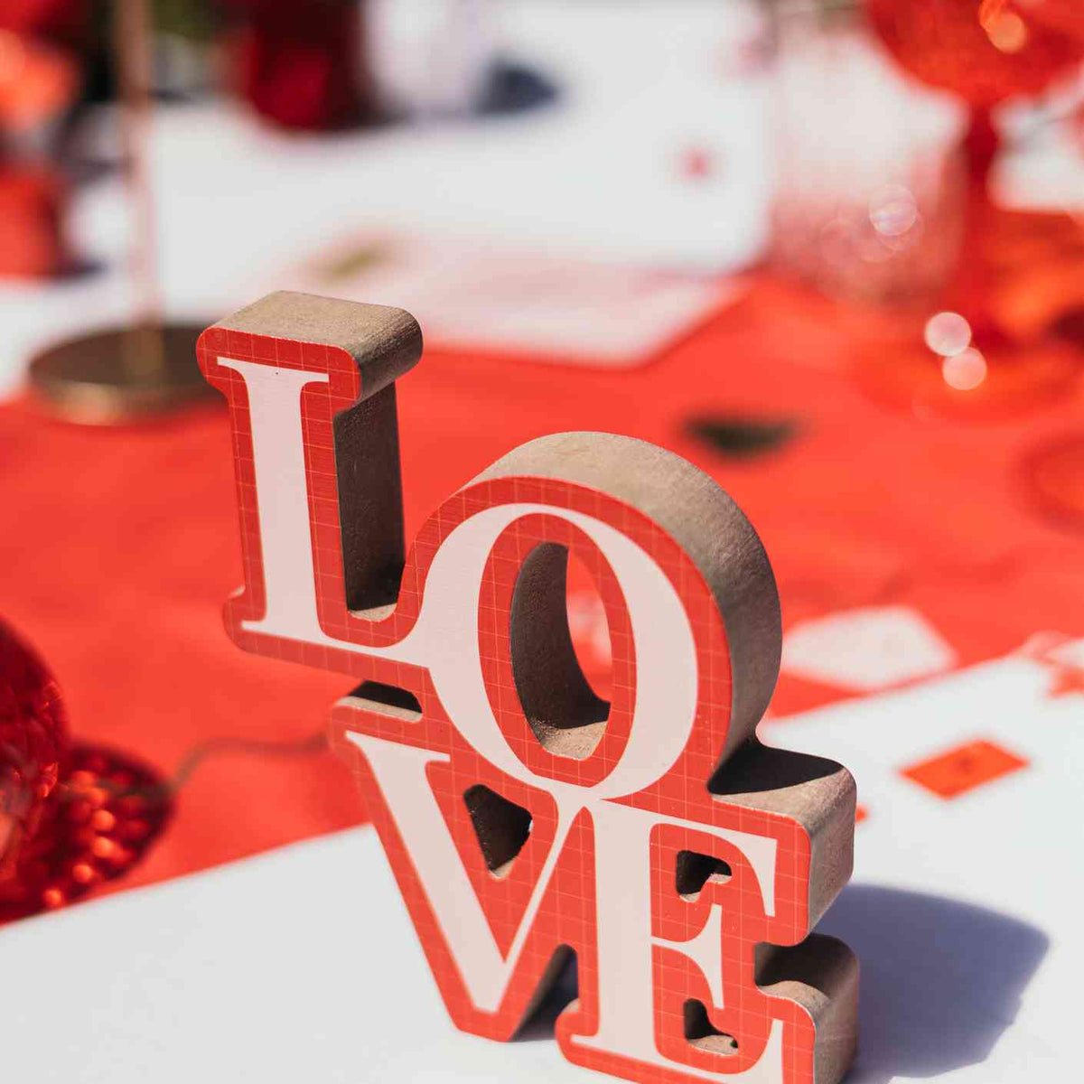 Ξύλινο Διακοσμητικό Love 11x13x2