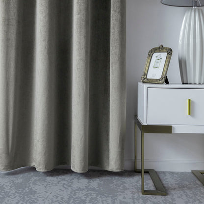 Κουρτίνα Βελούδο Σκίασης με 8 Μεταλλικούς Κρίκους Art 8399 140x270εκ Βιζόν