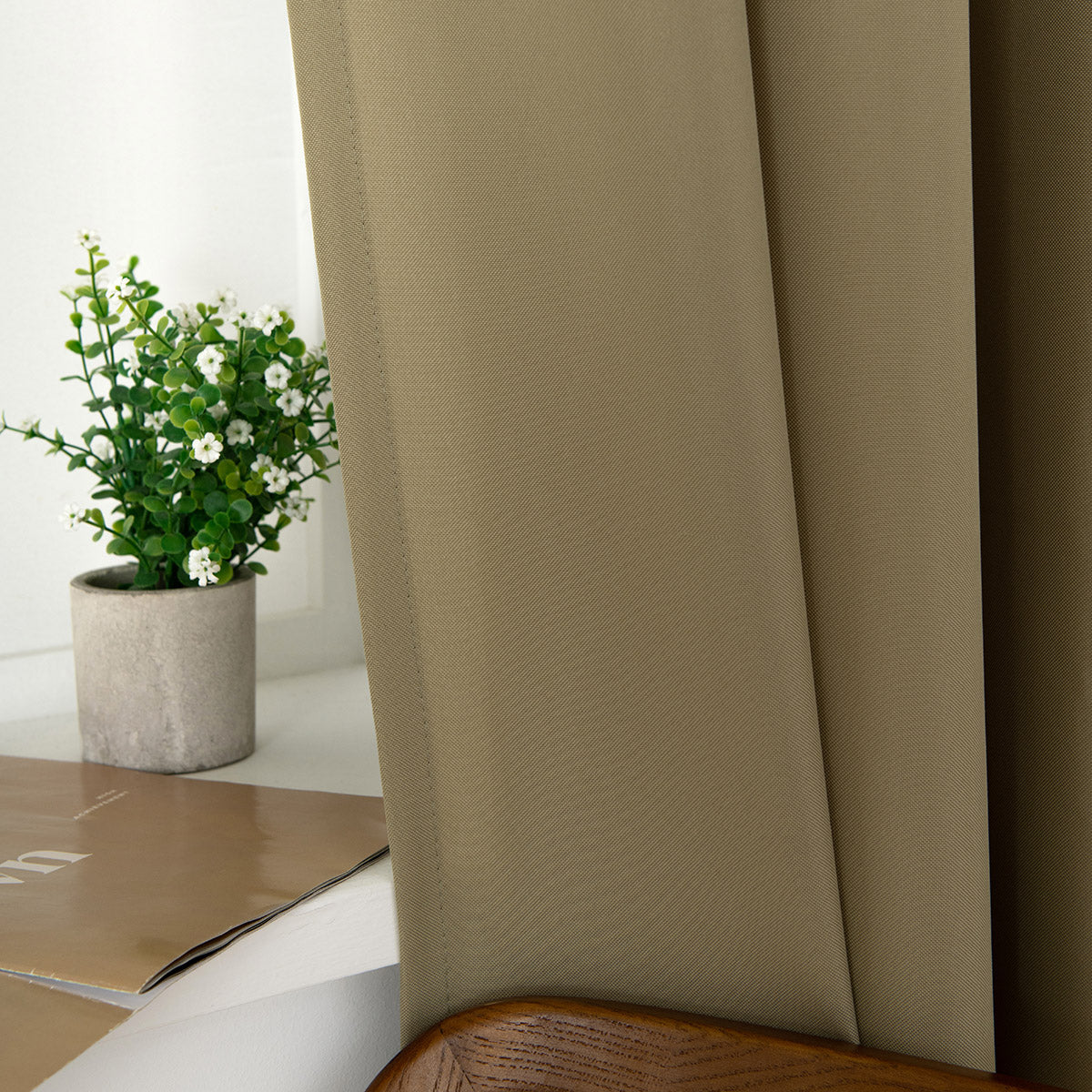 Ύφασμα Κουρτίνας με το Μέτρο Μεσαίας Σκίασης Effect Art 8443 Φ320 Λαδί