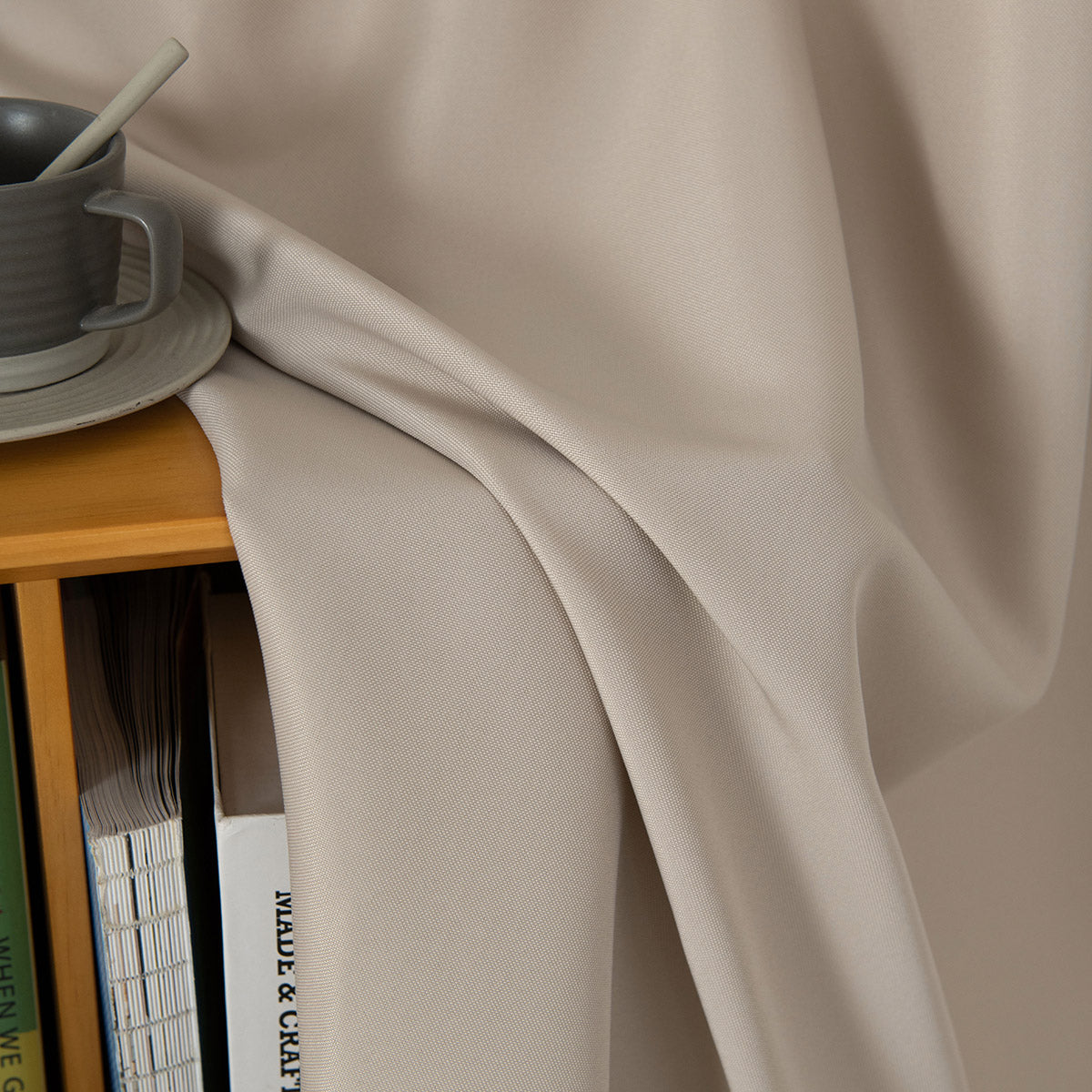 Κουρτίνα Μεσαίας Σκίασης με 8 Μεταλλικούς Κρίκους Effect Art 8443 140x270εκ Άμμου