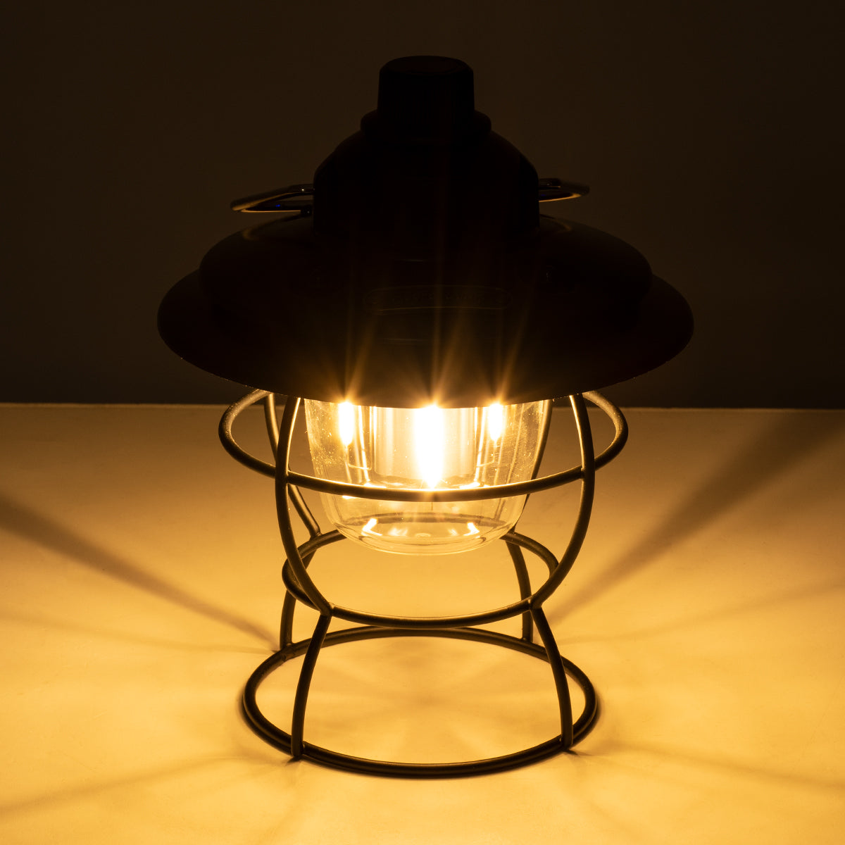 85695 Αυτόνομο Φανάρι Camping LED 4W USB 2.0 με Επαναφορτιζόμενη Μπαταρία 1 x 18650 2000mAh Li-ion Power Bank IP20 Dimmable Μαύρο με Διάφανο Γυαλί CCT Εναλλαγή Φωτισμού μέσω On/Off All In One Ψυχρό 6000K+Φυσικό 4500K+Θερμό 2700K Φ13.5 x Υ17.5cm