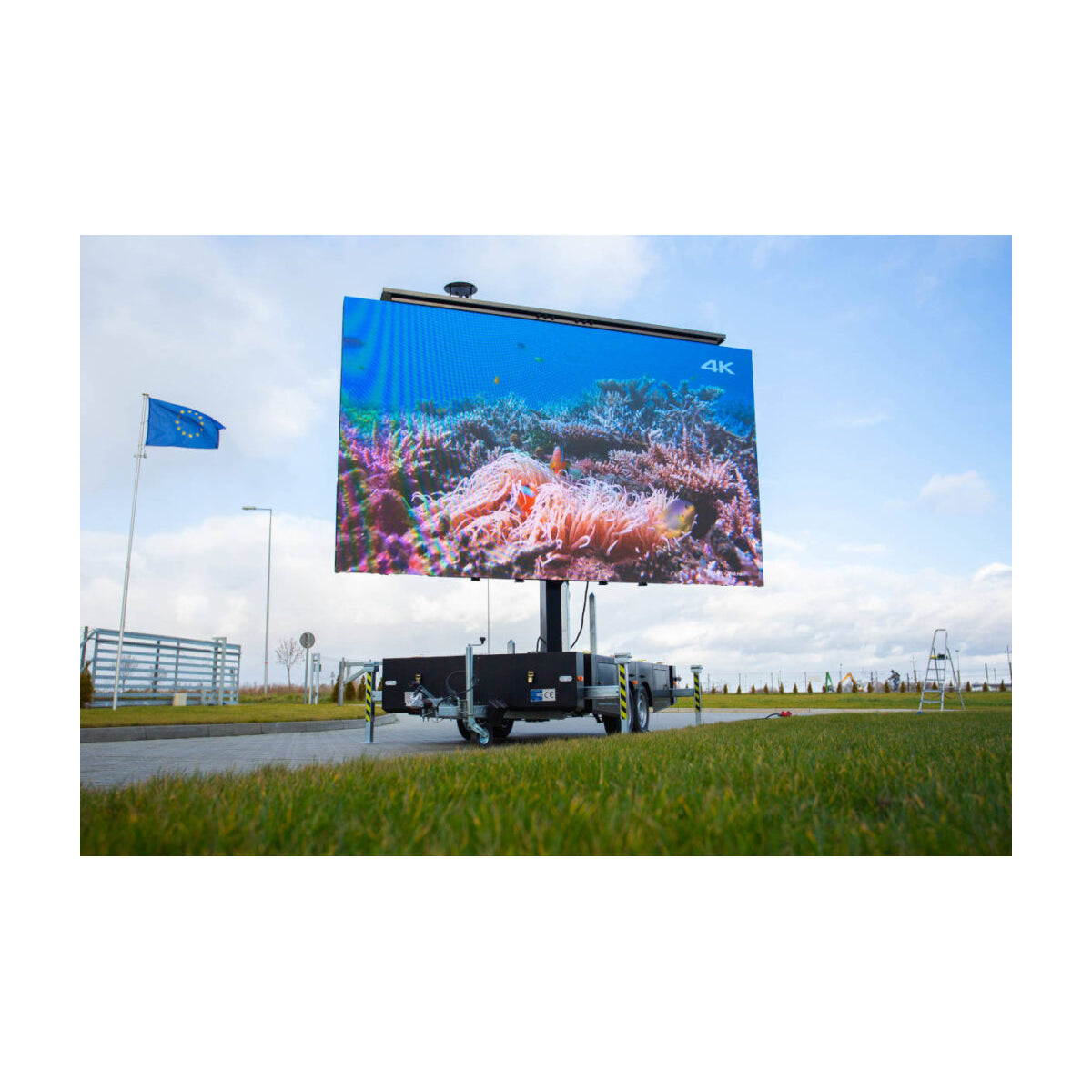 ZH-C2 90238 Multimedia Player Video Controller για Οθόνες LED Video Wall 1.3 million pixel - Input Signal W1920 x H1080@60Hz - WiFi 2.4G - 1 Gigabit Ethernet Output Port - AC 220-240V IP20 - Μ31.5 x Π16 x Υ5.5