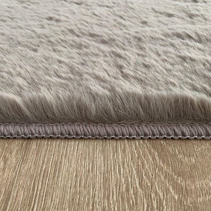 Rabbit Art 9642 Mocha Rug 160x230cm