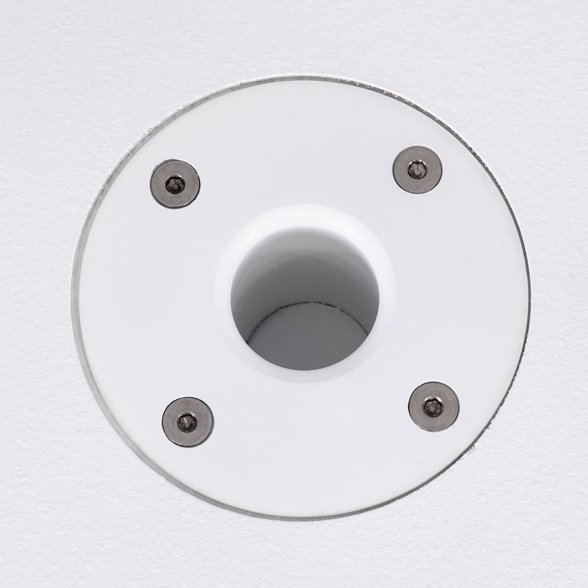 FDB ES112SA 98007 Facilities Speaker - Ενεργό Αυτοενισχυόμενο Ηχείο Subwoofer Εγκαταστάσεων Επιδαπέδιο με Ψηφιακό Ενισχυτή BA1.6 AC 220V/50-60Hz - 600W RMS (1400W Peak) - 1 x 12" Inches LF - IP20 - Λευκό - Μ44.5 x Π44.5 x Υ37.5cm