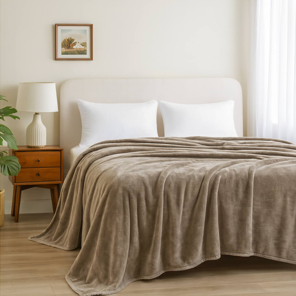 Κουβέρτα Βελουτέ Υπέρδιπλη Beige