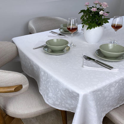 Τραπεζομάντηλο Σετ 7 Τεμ (140x180εκ + 6 Πετσέτες) White