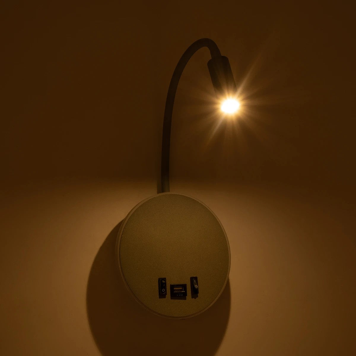GOOSE 61694 Φωτιστικό Τοίχου - Απλίκα LED 6W 600lm 36° AC 220-240V IP20 - Reading Light & 360° Κρυφός Φωτισμός - Φορτιστής USB 3A - Θερμό Λευκό 2700K Γκρι Αλουμίνιο - Μ15.5 x Π22.5 x Υ30cm