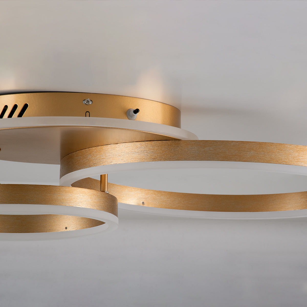 VENOM 61122 Φωτιστικό Οροφής Δαχτυλίδι-Κύκλος LED CCT 67W 8107lm 360° AC 220-240V - Εναλλαγή Φωτισμού μέσω Τηλεχειριστηρίου All In One Ψυχρό 6000k+Φυσικό 4500k+Θερμό 2700k Dimmable Φ25+40cm+BackLight - Χρυσό Βούρτσας