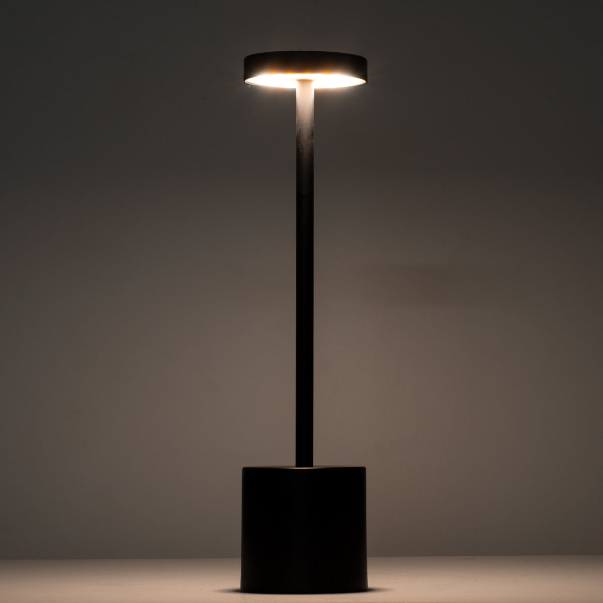 JOJO 76522 Μοντέρνο Επιτραπέζιο Φωτιστικό Πορτατίφ LED 1.5W 105lm 120° DC 5V Επαναφορτιζόμενο με Μπαταρία Li-ion 1800mAh - Διακόπτη Αφής με 3 Εναλλαγές Φωτισμού CCT Θερμό - Φυσικό - Ψυχρό 1500K - 4500K - 6000K Dimmable - D8 x H34cm - Χάλκινο