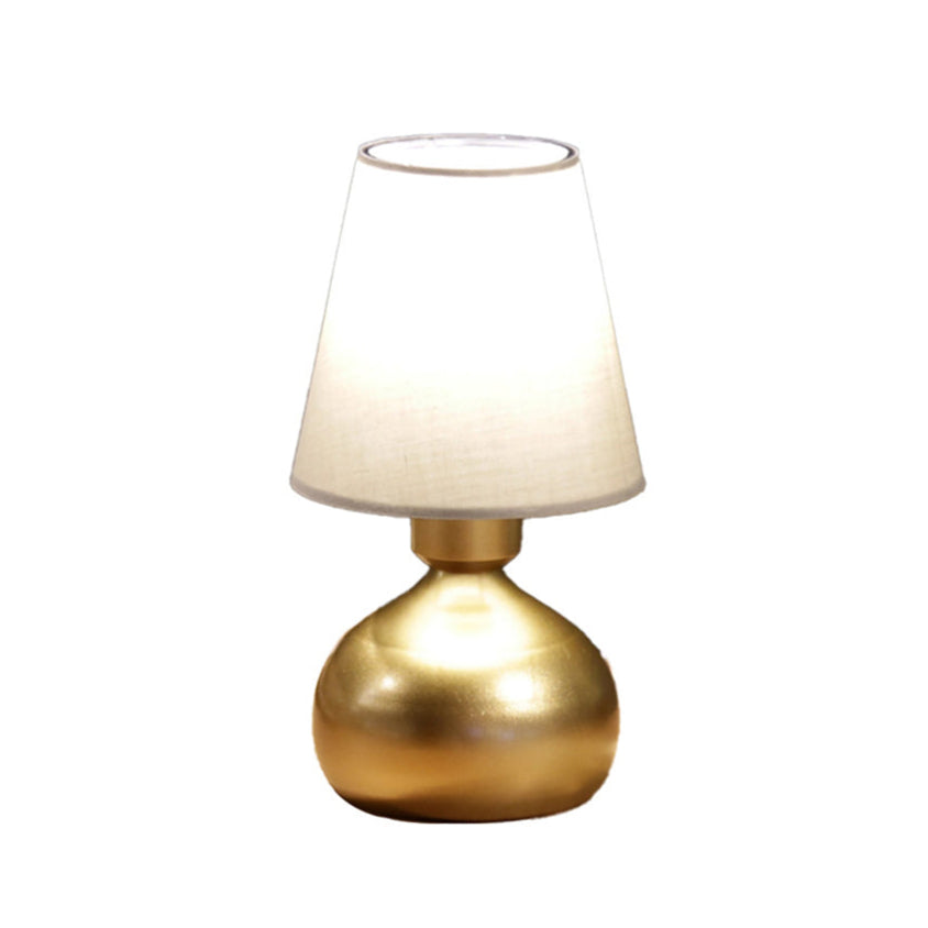SWEET 204-0061 Μοντέρνο Eπιτραπέζιο Φωτιστικό Μονόφωτο 1 x E27 IP20 Χρυσό Μέταλλο με Μπεζ Ύφασμα - Μ13 x Π13 x Υ25cm