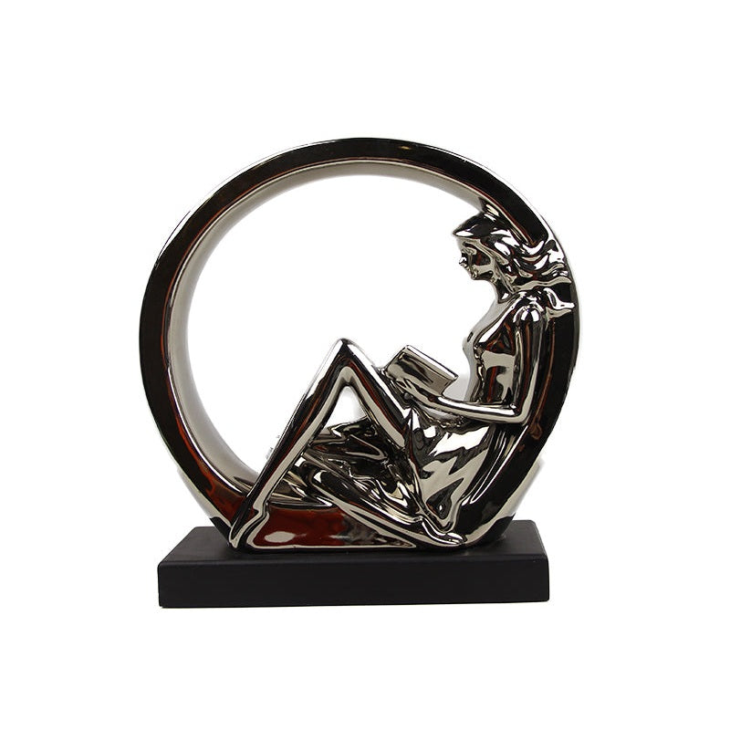 Χορεύτρια Ασημί Κεραμική Διακοσμητική σε Μαύρη Βάση Μέσα σε Κύκλο 28εκ