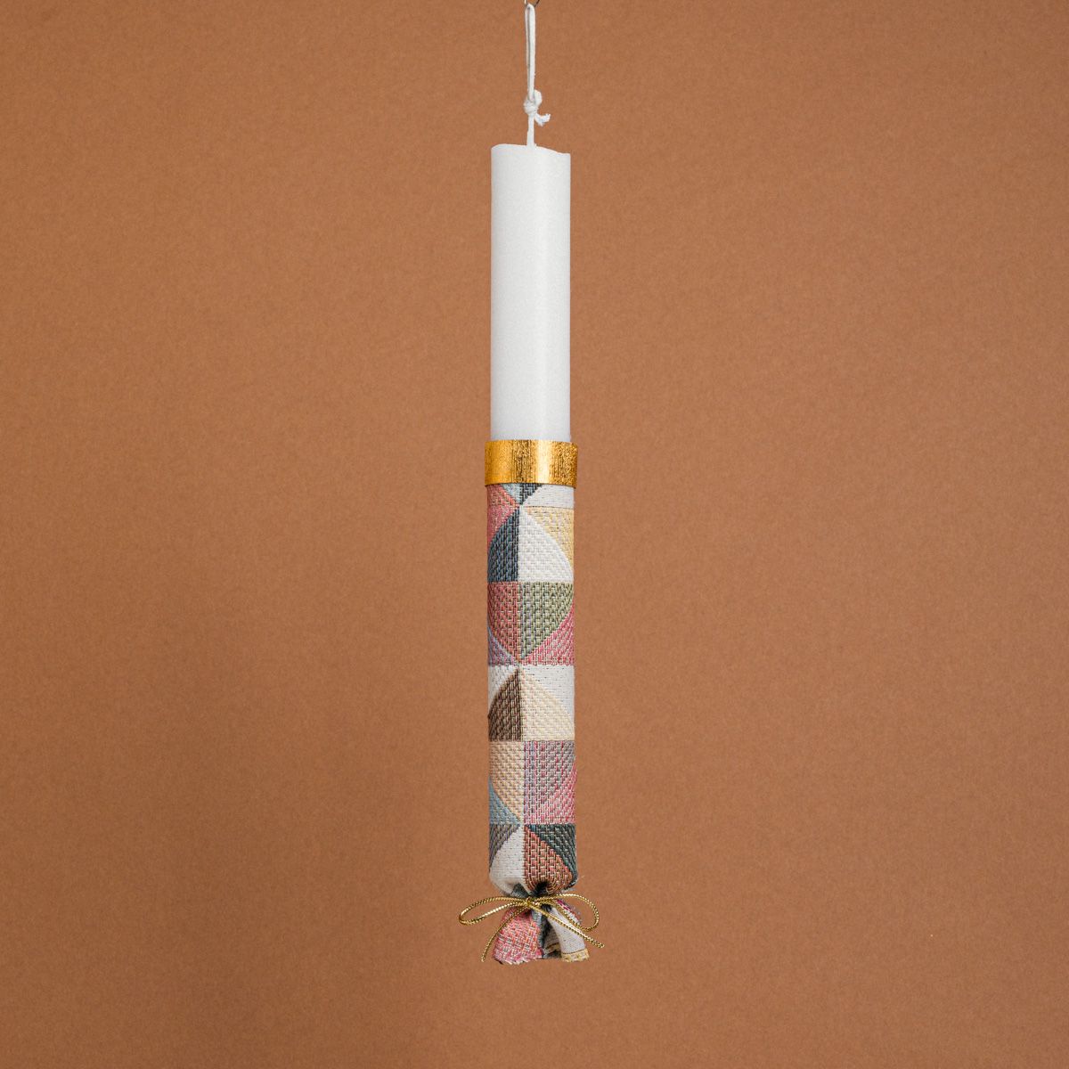 Λαμπάδα Στολισμένη Στόφα Ινδικά Τρίγωνα σε Συσκευασία Δώρου