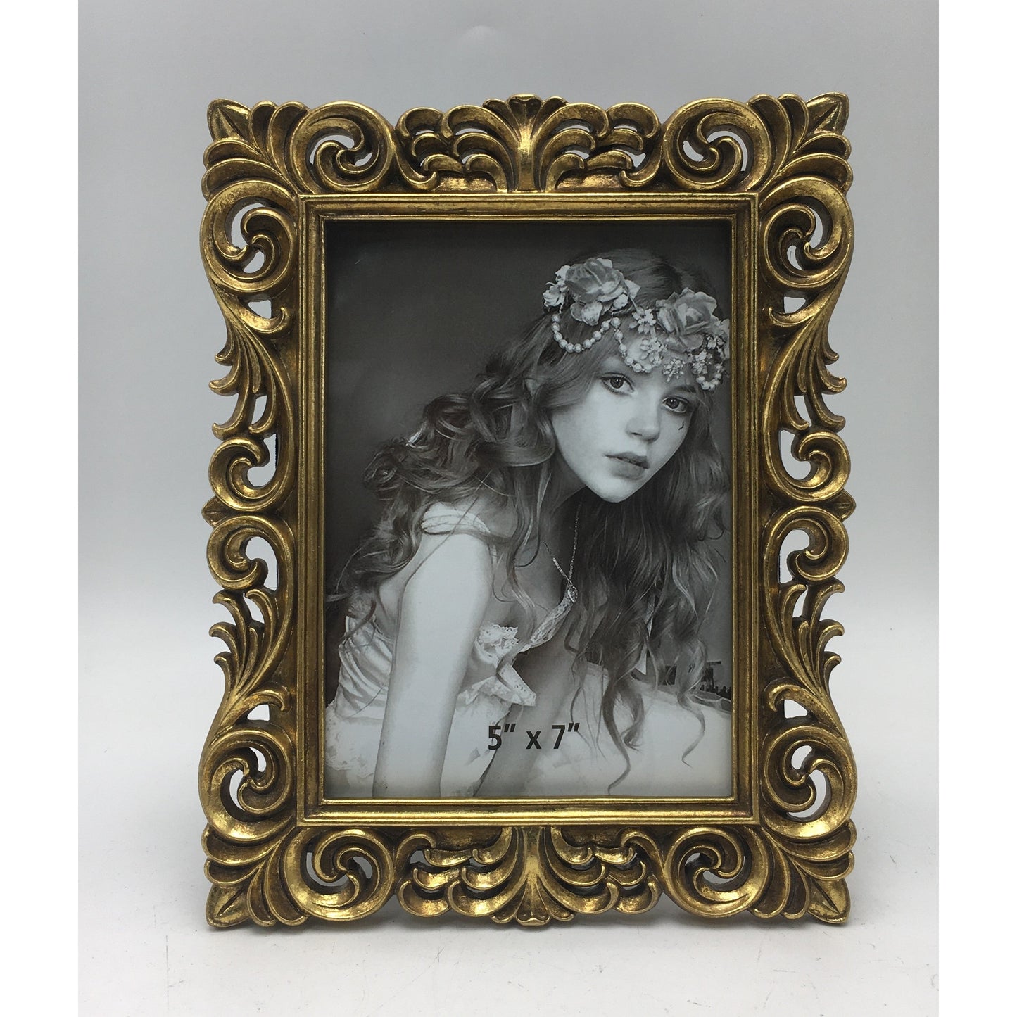 Κορνίζα Polyresin Χρυσή Ανάγλυφη 13×18εκ