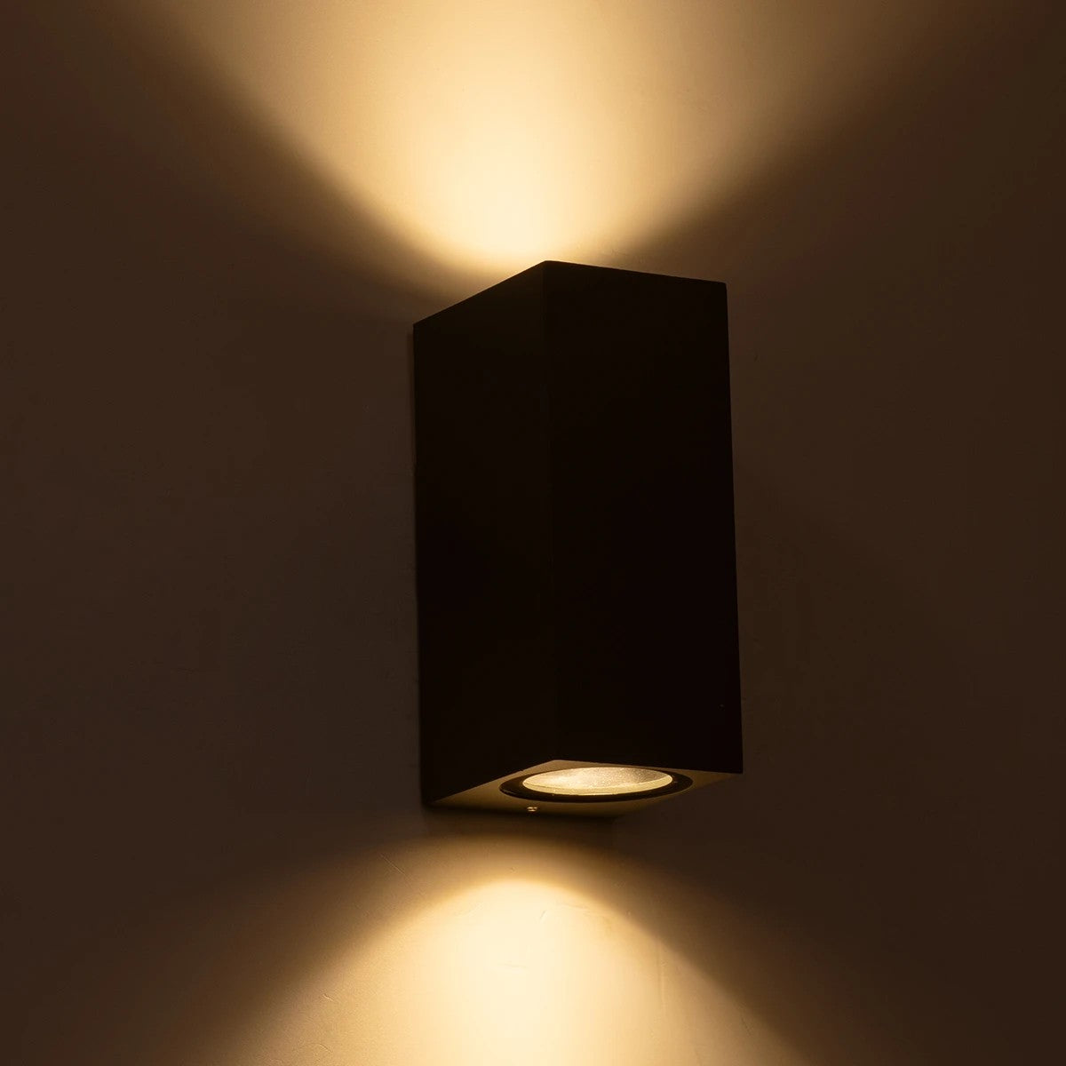 BURANO KLV-101-0023 Φωτιστικό Τοίχου / Απλίκα για 2 Λάμπες MR16 με Ντουί GU10 AC 220-240V Αδιάβροχο IP65 - Λευκό Ματ - Μ8 x Π8 x Υ15