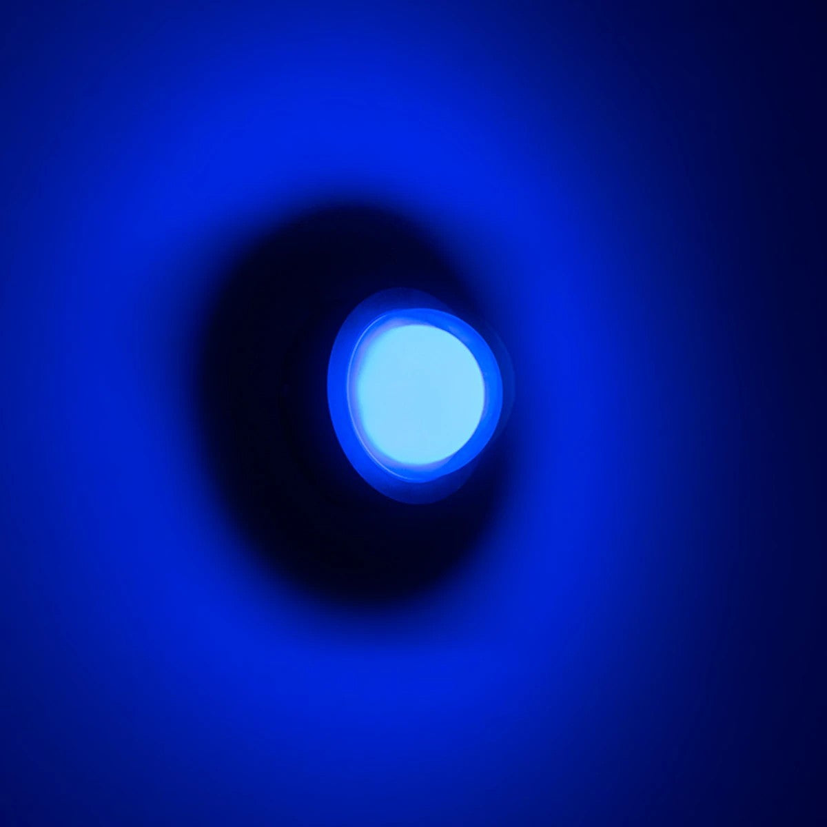 NEXA KLV-101-0249 Φωτιστικό Τοίχου / Απλίκα LED 6W 360lm 180° AC 220-240V Αδιάβροχο IP65 Μπλε - Sanan SMD Chip & TÜV SÜD Driver - Μαύρο Ματ - Μ11 x Π8.5 x Υ11