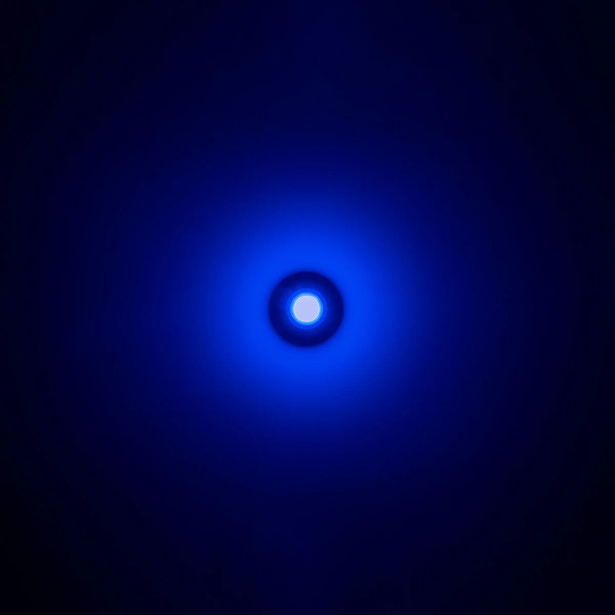 NEXA KLV-101-0249 Φωτιστικό Τοίχου / Απλίκα LED 6W 360lm 180° AC 220-240V Αδιάβροχο IP65 Μπλε - Sanan SMD Chip & TÜV SÜD Driver - Μαύρο Ματ - Μ11 x Π8.5 x Υ11